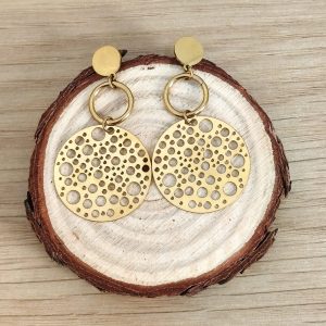 PENDIENTES DORADOS CON DISEÑO CIRCULAR