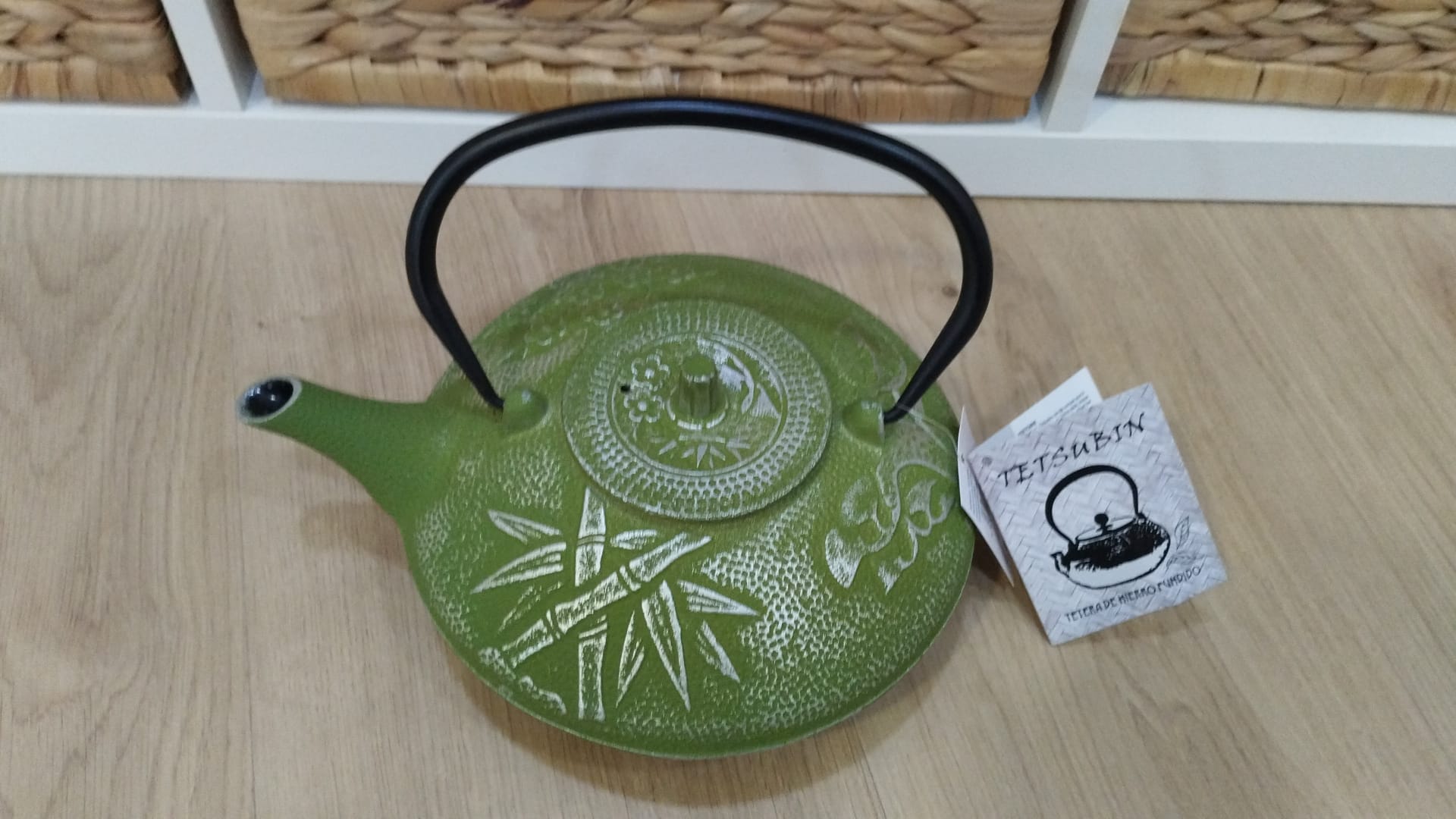 TETERA HIERRO COLADO VERDE MATCHA 1,1L - Imagen 2